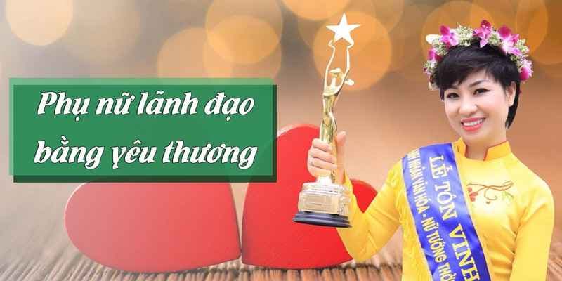 Phụ nữ Lãnh đạo bằng Yêu thương