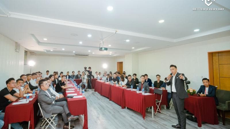  Khóa Học MC Sự Kiện Chuyên Nghiệp