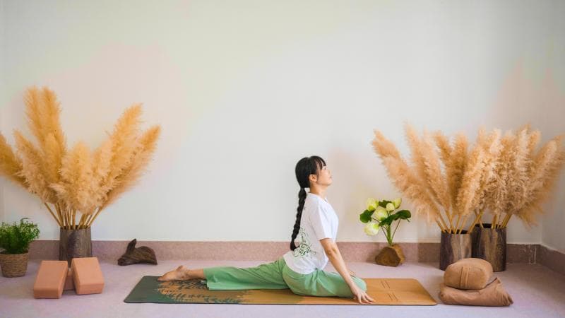Yoga dành cho Dân Văn Phòng - An Lạc Yoga