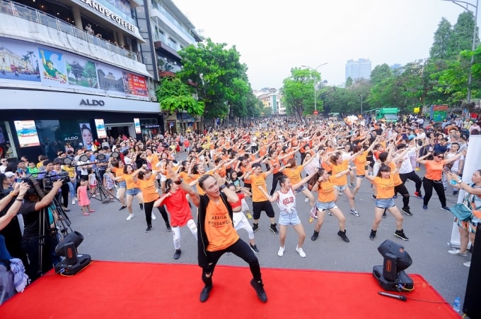 Nhảy Flashmob trong các hoạt động quảng cáo