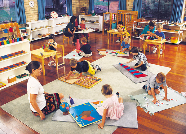 Phương pháp Montessori