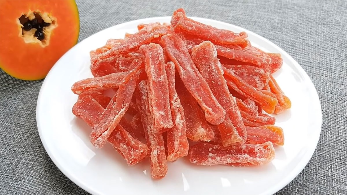 2 Cách làm mứt đu đủ dẻo giòn, lạ miệng cho dịp Tết