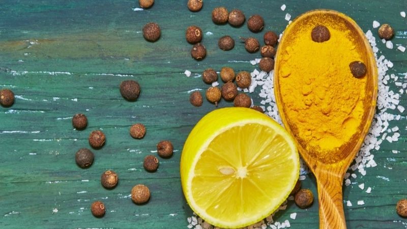 Mặt nạ tinh bột nghệ nước cốt chanh