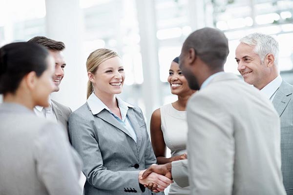 Tác dụng của nụ cười trong giao tiếp