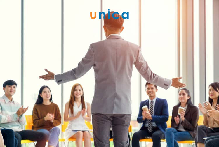 Cách thuyết trình tự tin trước đám đông