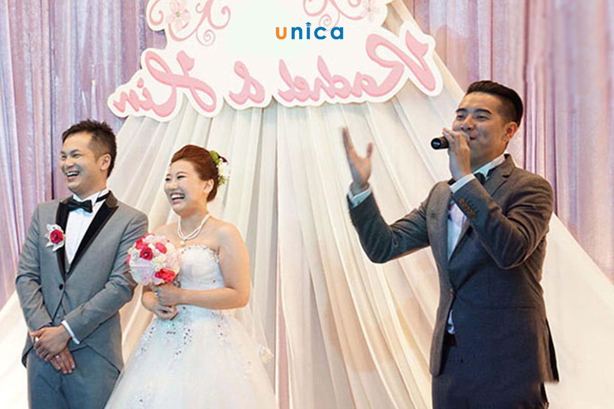 lam-mc-dan-chuong-trinh-dam-cuoi