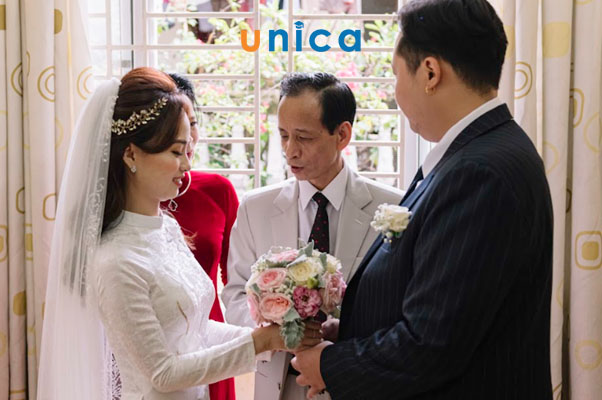 cach- lam-mc-dan-chuong-trinh-dam-cuoi