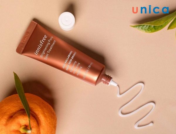 Dòng sản phẩm chăm sóc da mặt bị nám này tới từ thương hiệu mỹ phẩm Innisfree nổi tiếng của Hàn Quốc