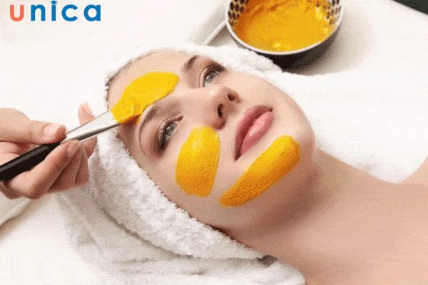 Giảm kích ứng da với mặt nạ tinh bột nghệ