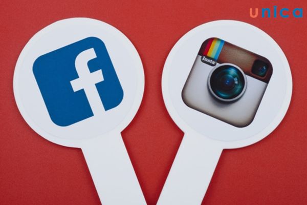 Acquisition của Facebook mua lại Instagram