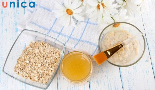 Mật ong nguyên chất và yến mạch giúp dưỡng da