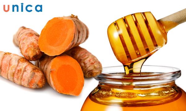 Uống nghệ tươi và mật ong