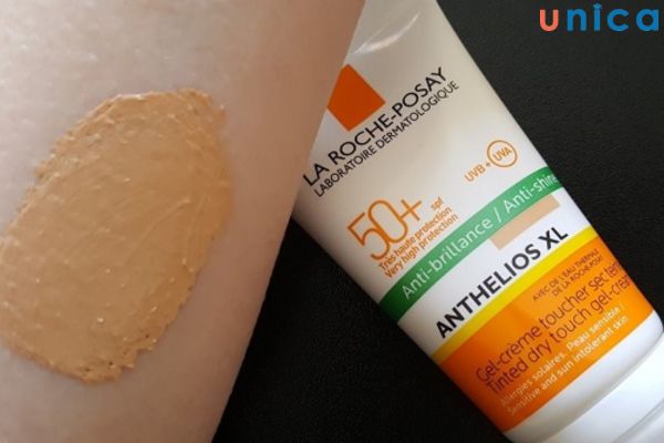 Cách chọn kem chống nắng La Roche Posay da dầu mụn