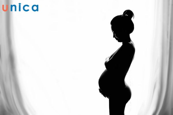 Ánh nắng mặt trời khiến mẹ bầu đen da