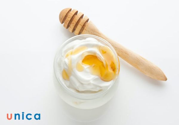 Không đắp mặt nạ vitamin E và sữa chua qua đêm