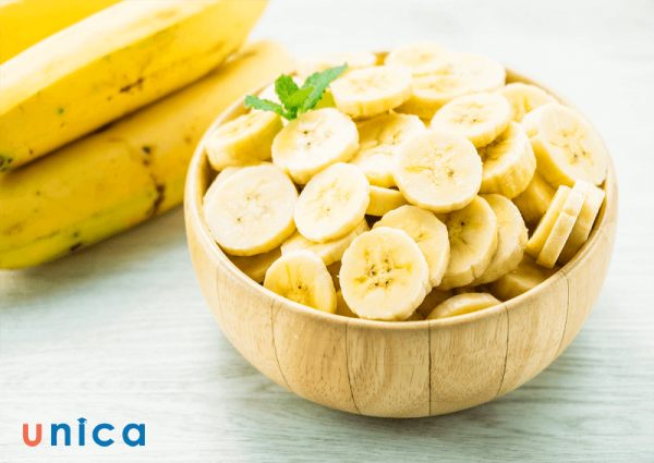 Nên dùng mặt nạ được làm từ ruột chuối