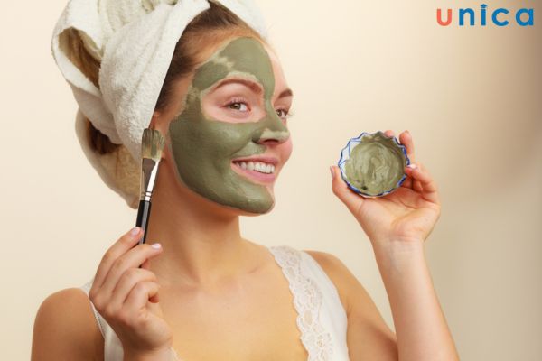 Mặt nạ đất sét giúp trị mụn đầu đen hiệu quả
