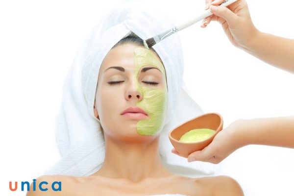 Mặt nạ dưỡng da từ quả bơ tươi