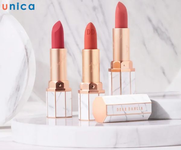 Lip Paradise Effortless Matte Lipstick cho môi một lớp màu lì mịn