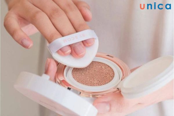 Phấn nước giúp da thêm mượt và mịn hơn