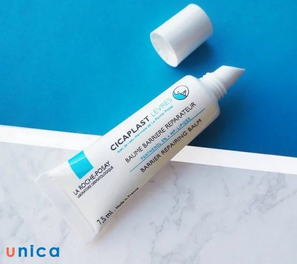 Công dụng chính của kem dưỡng môi La Roche-Posay Cicaplast Lips là dưỡng ẩm