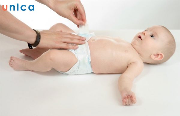 Chống hăm tã cho trẻ