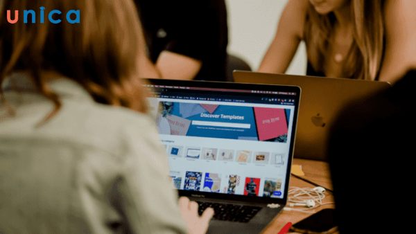 Kiếm tiền bằng Canva phù hợp với nhiều đối tượng