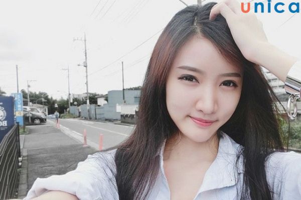 Mặt lệch do cấu trúc khuôn mặt bẩm sinh