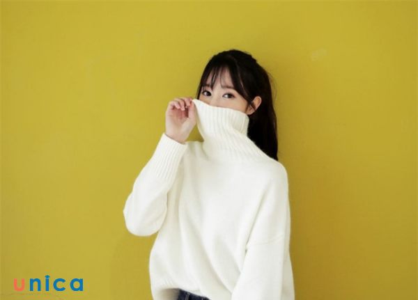 Che miệng bằng áo cổ lọ