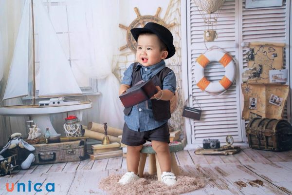 Chuẩn bị trang phục cho bé