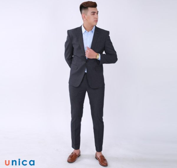 Tạo dáng chụp ảnh cho nam mặc vest