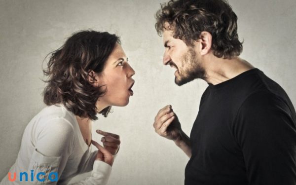 Khó chịu với thói quen của vợ