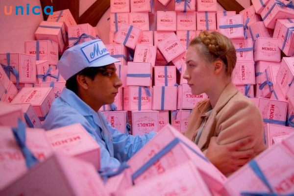 Static Shot là được đặt ở vị trí cố định và không di chuyển trong suốt cảnh quay