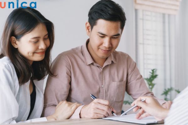 Vợ chồng cần có một khoản dự phòng để sử dụng khi có việc đột xuất