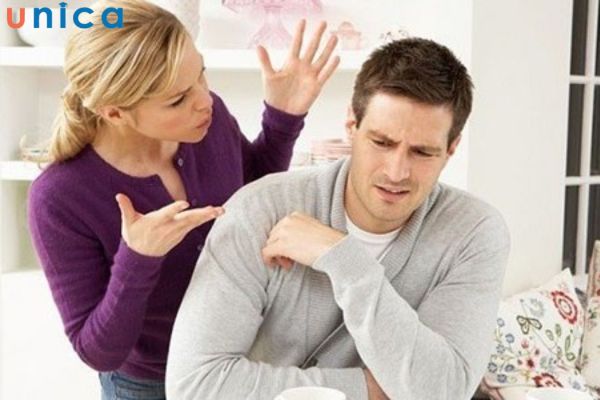 Cách trị chồng vô tâm hiệu quả nhất là nên nói chuyện thẳng thắn với nhau