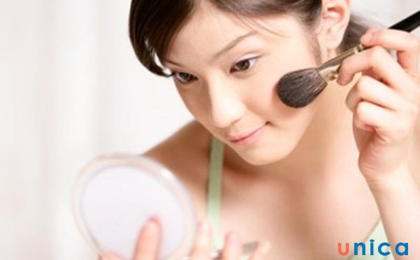 chăm chút vẻ bề ngoài hơn bình thường cũng có thể là dấu hiệu vợ cặp bồ