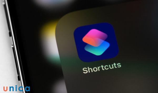 Shortcuts là một ứng dụng hữu ích của Apple, cho phép bạn tự động hóa các tác vụ hàng ngày trên iPhone và iPad