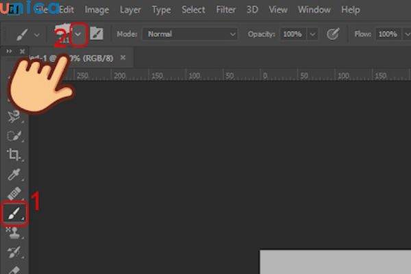 Mở Photoshop chọn công cụ Brush