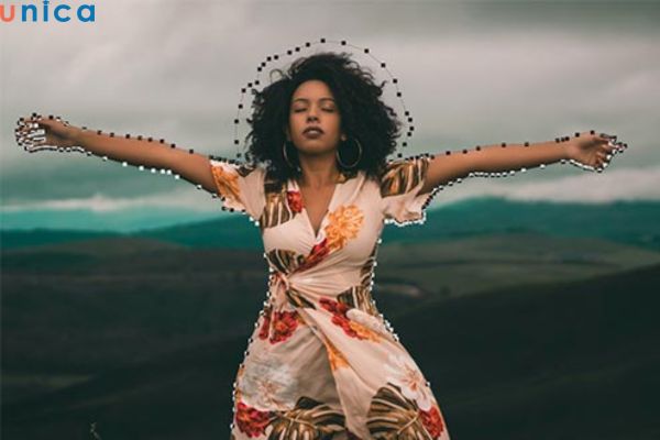 Tạo vùng xung quanh phần ảnh muốn cắt