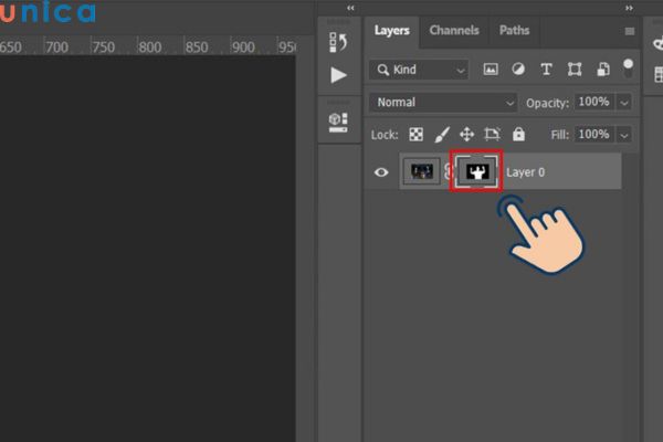 Click chuột vào hình mặt nạ trên bảng Layer