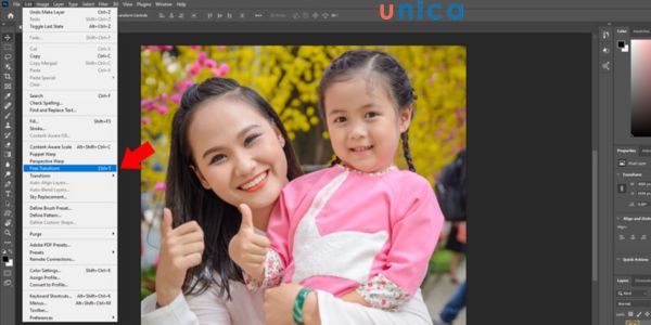 Chọn File => Chọn Free Transform