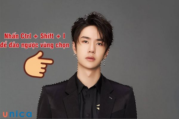 Nhấn phím tắt Ctrl + Shift + I để đổi sang chọn chủ thể