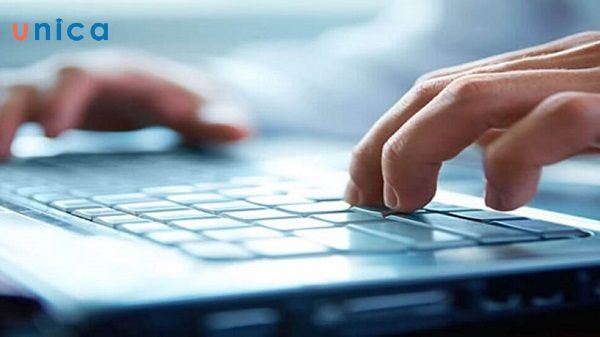 Dùng phím tắt chuyển sheet trong Excel giúp bạn tiết kiệm thời gian