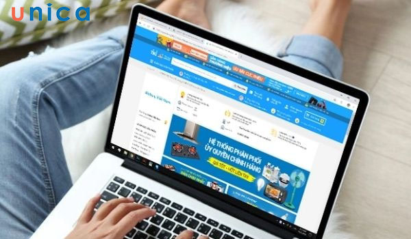 Hàng hoá còn nguyên vẹn, đầy đủ tem mác sẽ được hoàn tiền