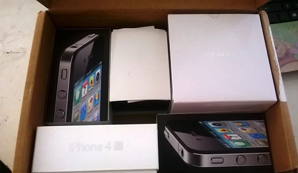 Có nên gửi điện thoại qua bưu điện không?