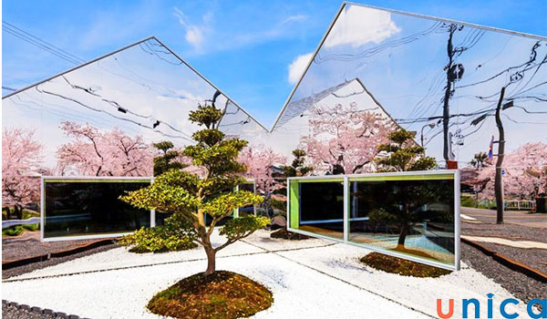 Quán cafe độc đáo với những tấm gương bao quanh