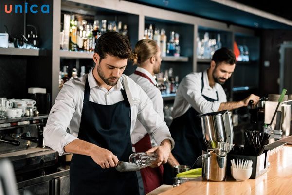 Tuyển dụng và đào tạo nhân sự chất lượng