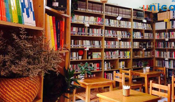 Địa điểm lý tưởng mở quán cafe sách là gần trung tâm