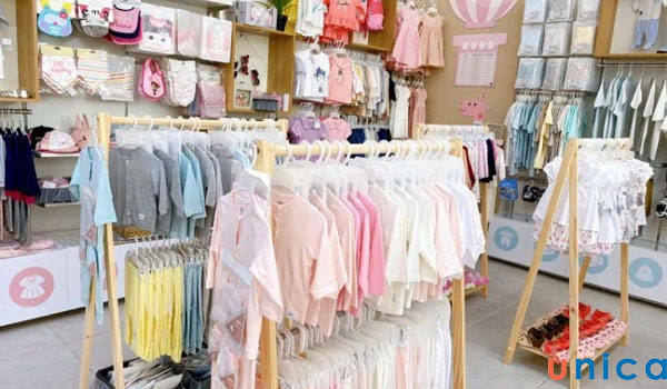 Giá cả quần áo trẻ em càng ngày càng đắt