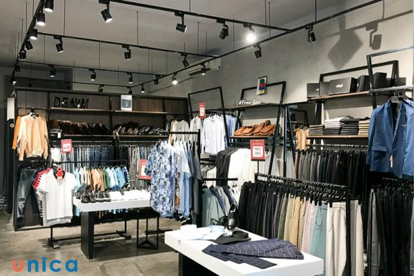 chuẩn bị nguồn hàng cũng là điều cần thiết khi kinh doanh thời trang nam